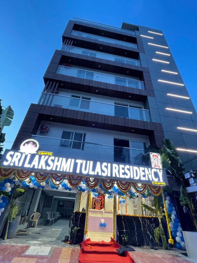Srilakshmitulasiresidency 2*