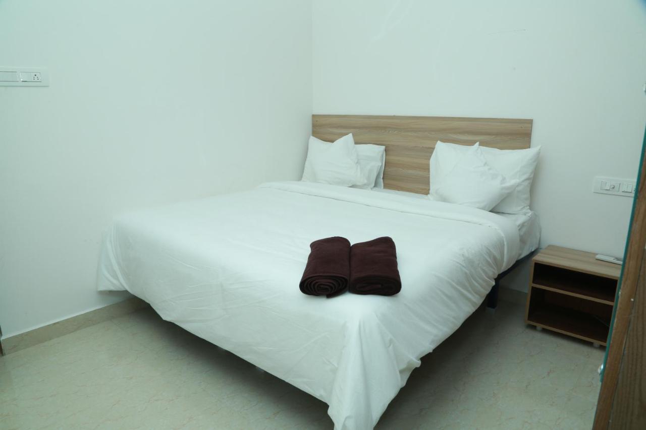 Ameya Brand New Fully Furnished 3bhk & 2bhk Apartments. *