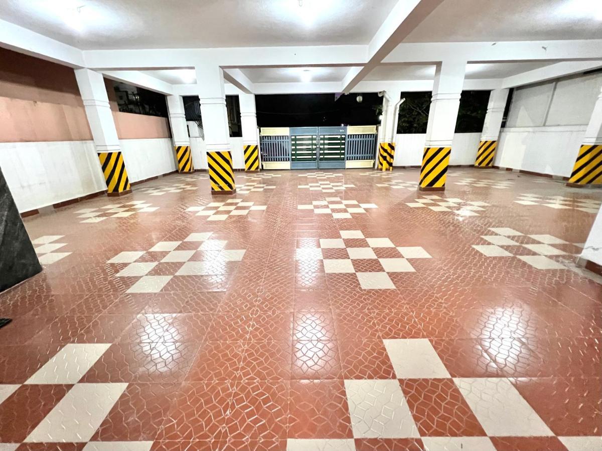 Apartment Truelife - Srs Residency - 2Bhk Ac Apartments For Families - 10 Minutes To Alipiri Gate By Direct Flyover - Walk To Ps4 Pure Veg Restaurant - Fast Wifi, Kitchen, Android Tv - 250 Jio Channels - Easy Access To Airport, Railway Station And To All Templ *