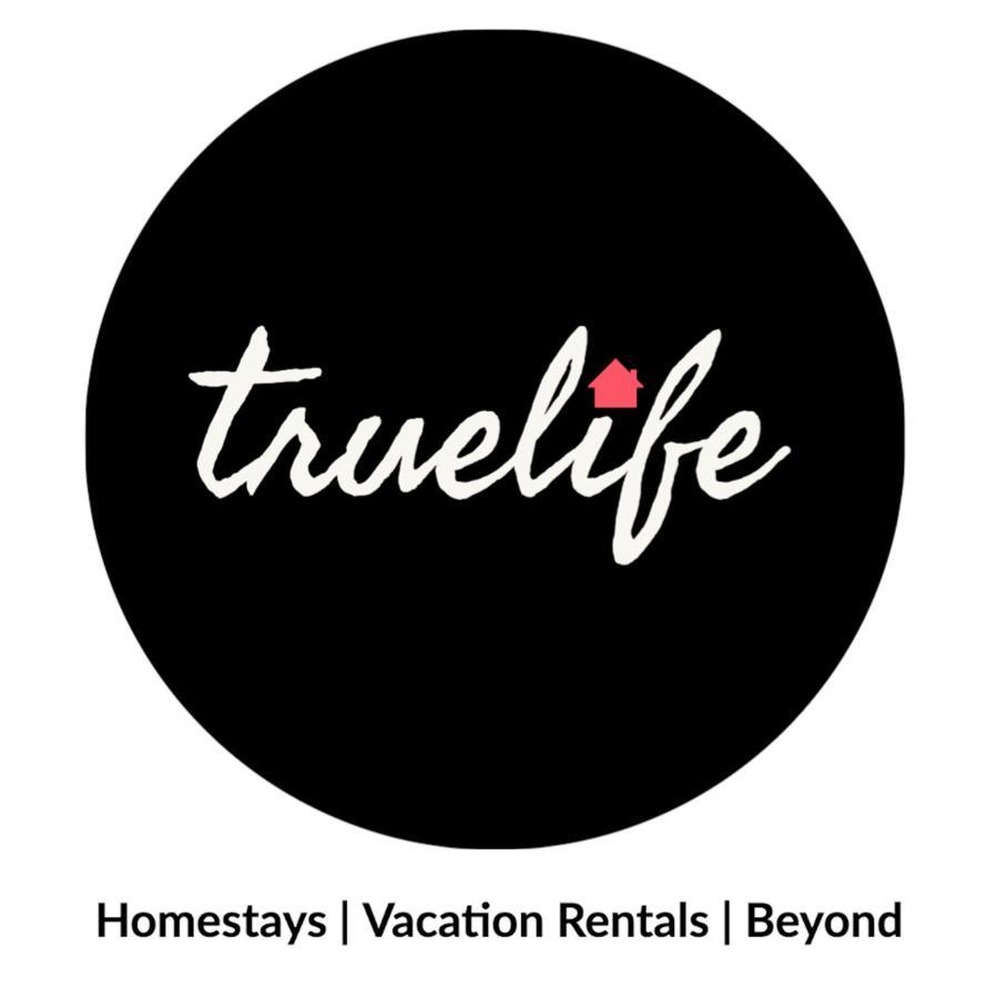 Truelife - Srs Residency - 2Bhk Ac Apartments For Families - 10 Minutes To Alipiri Gate By Direct Flyover - Walk To Ps4 Pure Veg Restaurant - Fast Wifi, Kitchen, Android Tv - 250 Jio Channels - Easy Access To Airport, Railway Station And To All Templ Apartment