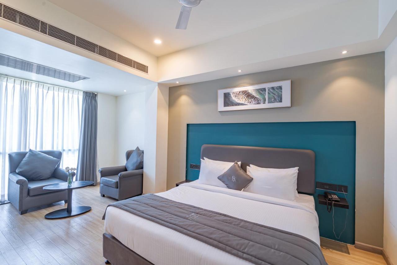 Hotel Republic 3*