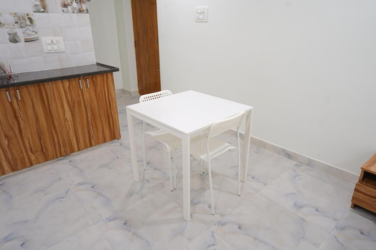 Mahasri Apartments- Brand New Fully Furnished Air Conditioned Apartment *
