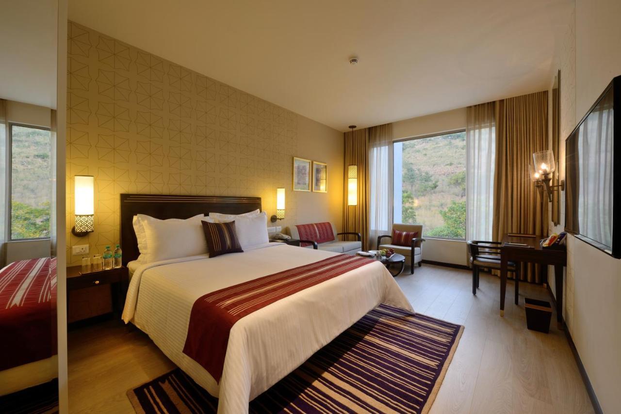 Hotel Marasa Sarovar Premiere 5*
