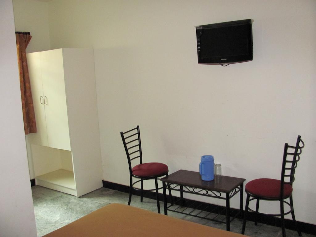 Vip Residency Lodge Tirupati