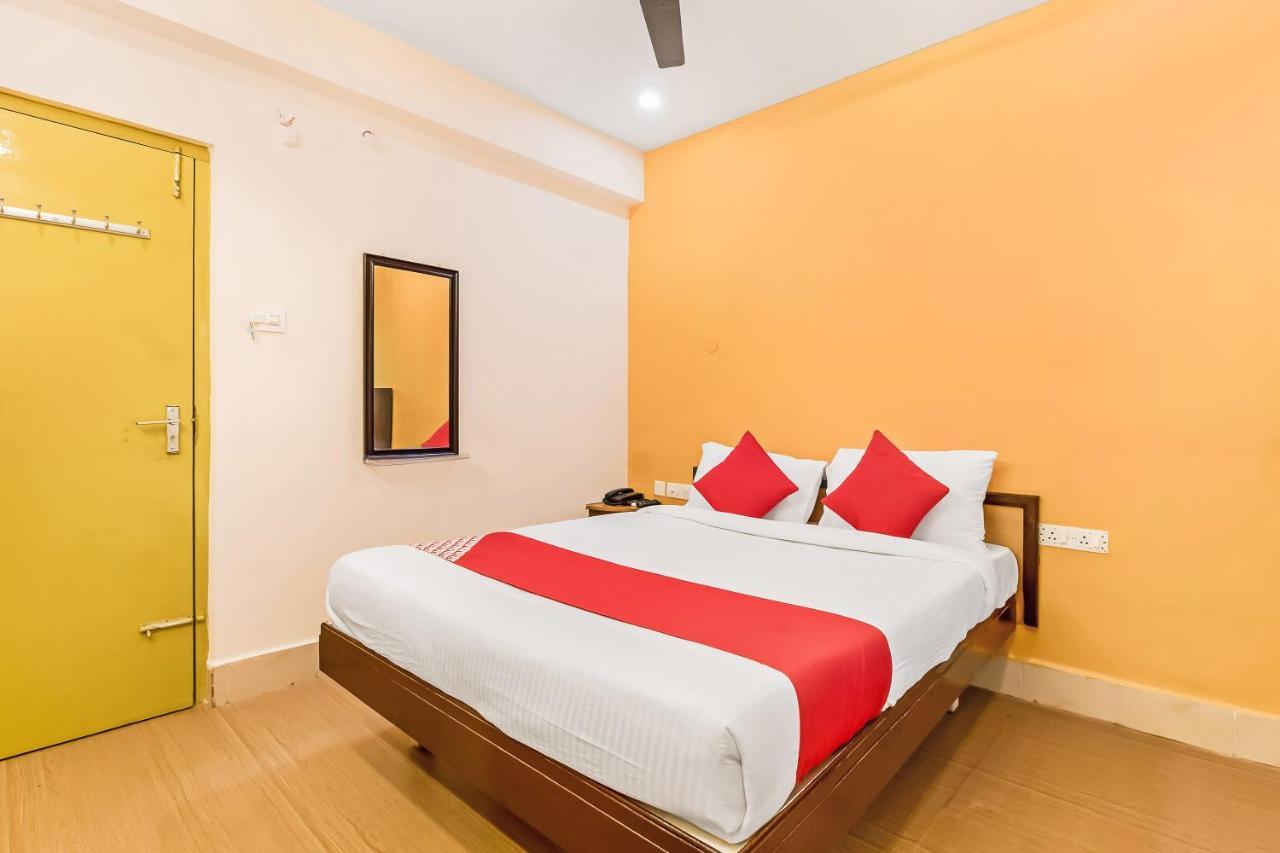Flagship 76022 Jayalakshmi Service Hotel Tirupati
