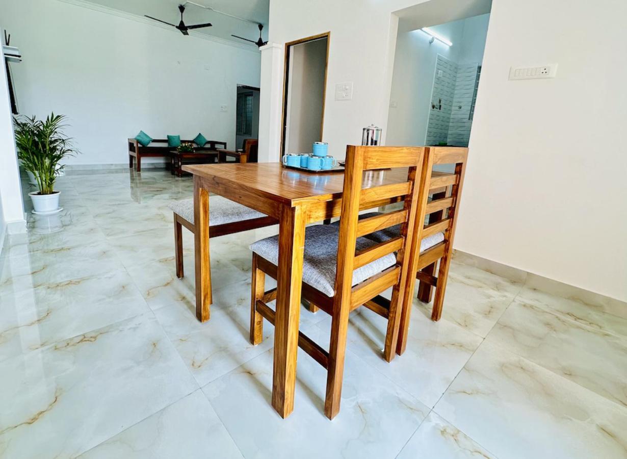 Apartment Homestay: Luxury Ac With Fast Wi-fi Near Temples