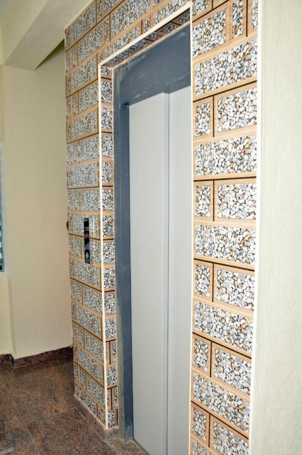 Maanas Apartment