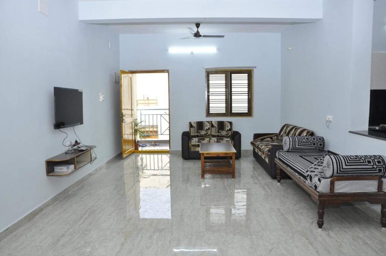 Maanas Apartment Tirupati