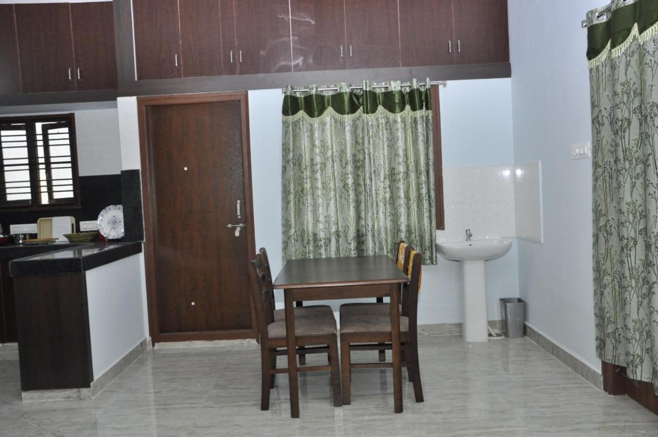 Maanas * Tirupati