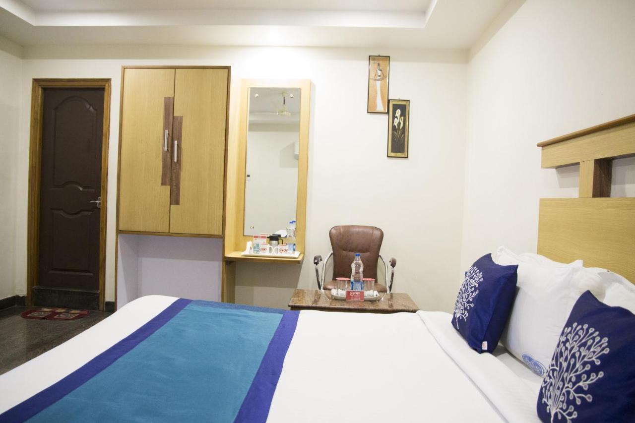 Hotel Oyo 668 Slv Grand Tirupati
