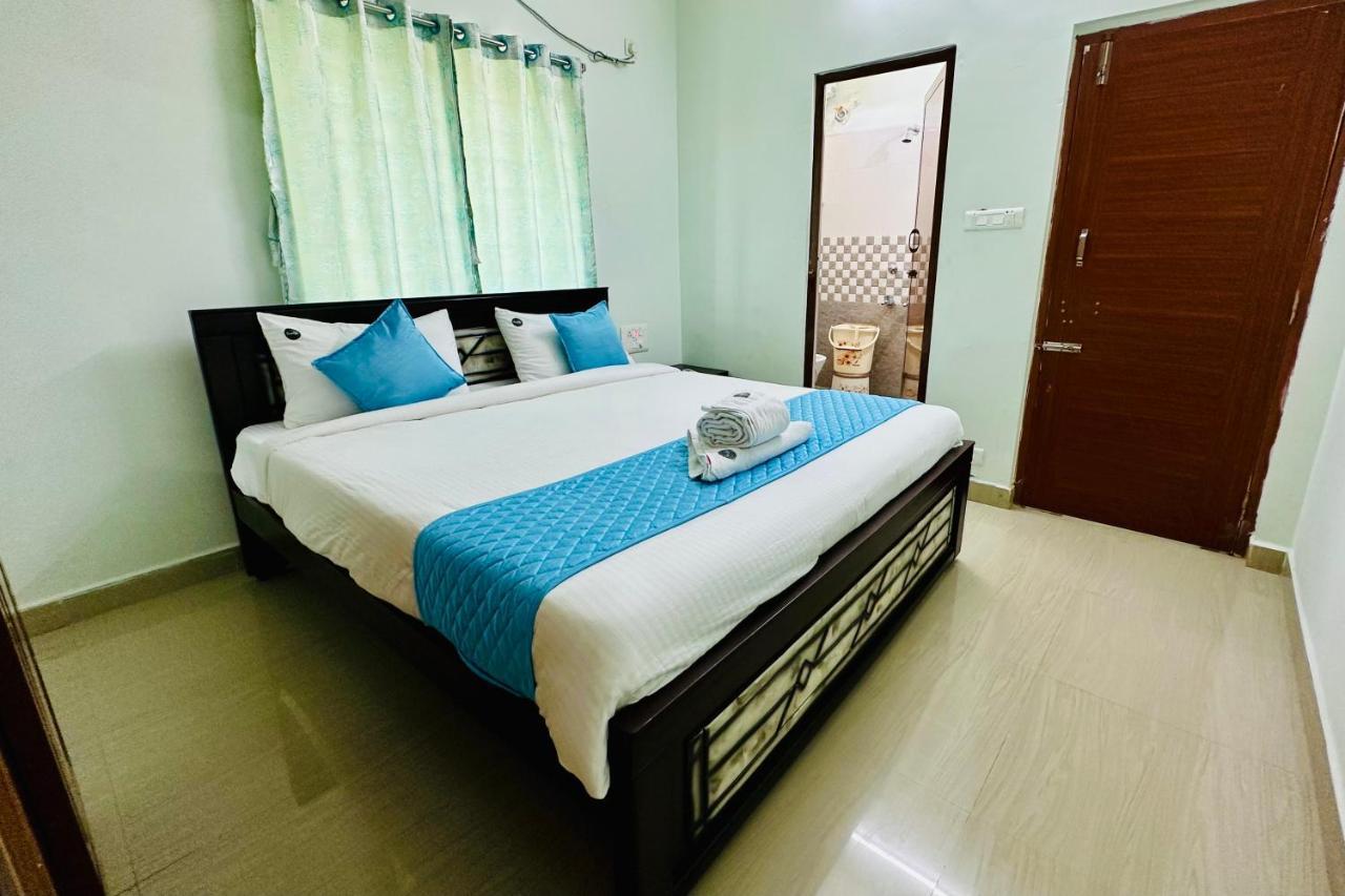 Apartment Truelife - Srs Residency - 2Bhk Ac Apartments For Families - 10 Minutes To Alipiri Gate By Direct Flyover - Walk To Ps4 Pure Veg Restaurant - Fast Wifi, Kitchen, Android Tv - 250 Jio Channels - Easy Access To Airport, Railway Station And To All Templ
