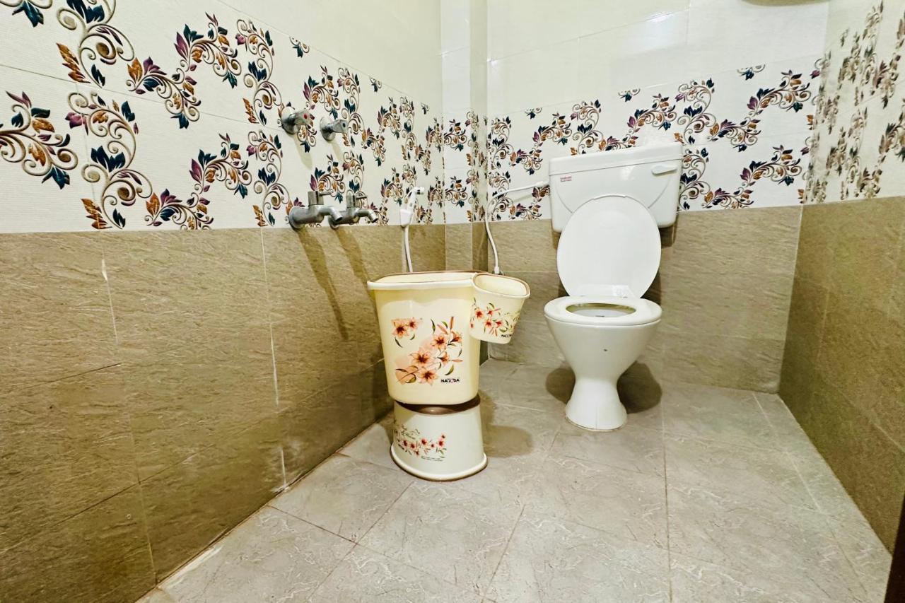 Truelife - Srs Residency - 2Bhk Ac Apartments For Families - 10 Minutes To Alipiri Gate By Direct Flyover - Walk To Ps4 Pure Veg Restaurant - Fast Wifi, Kitchen, Android Tv - 250 Jio Channels - Easy Access To Airport, Railway Station And To All Templ Apartment