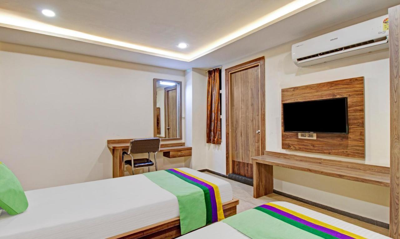 Treebo Usha Vasivi Alipiri Road, 2 Km From Bus Station Hotel 3*