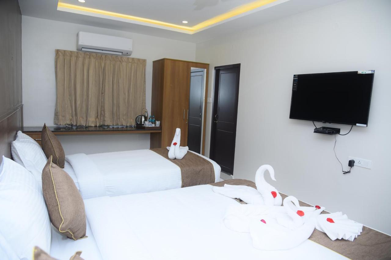 Hotel Pvk Residency, 3*