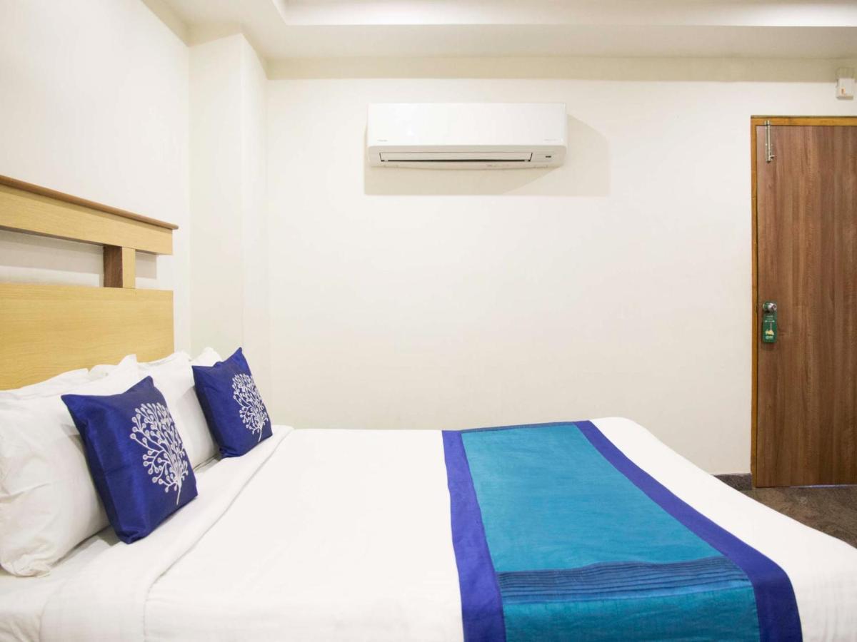 Hotel Oyo 668 Slv Grand Tirupati