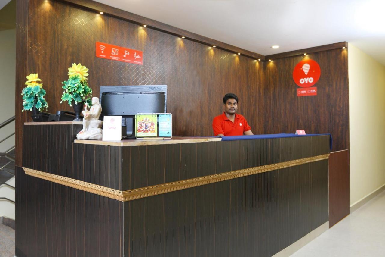 Hotel Capital O Sai Golden