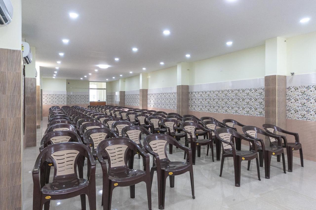 Hotel Oyo Sannidhi Residency 3*