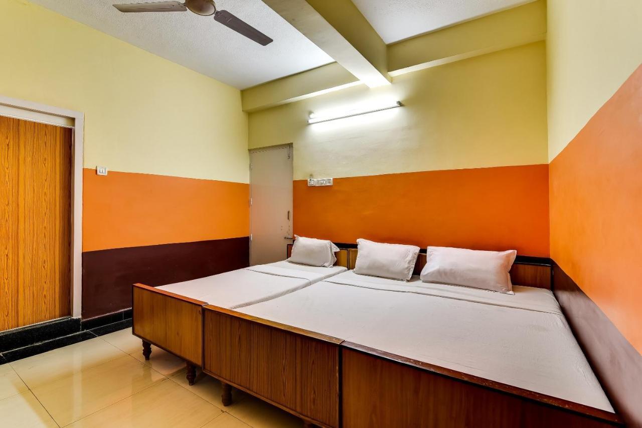 O Srinivasa Residency Hotel Tirupati