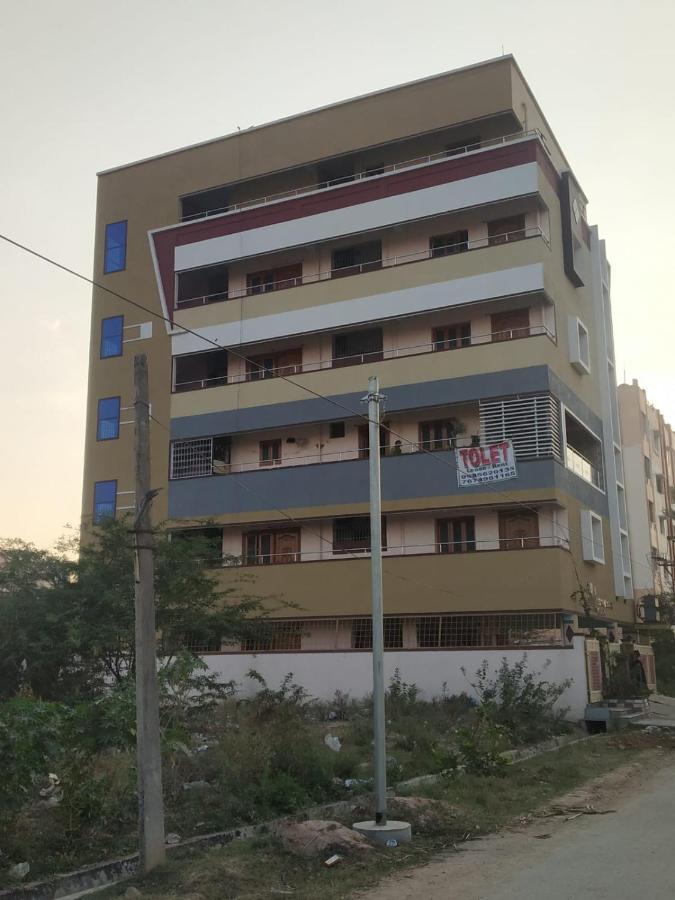 Aparthotel Sls Homestay: Luxury Ac Near Tirumala With Modern Amenities