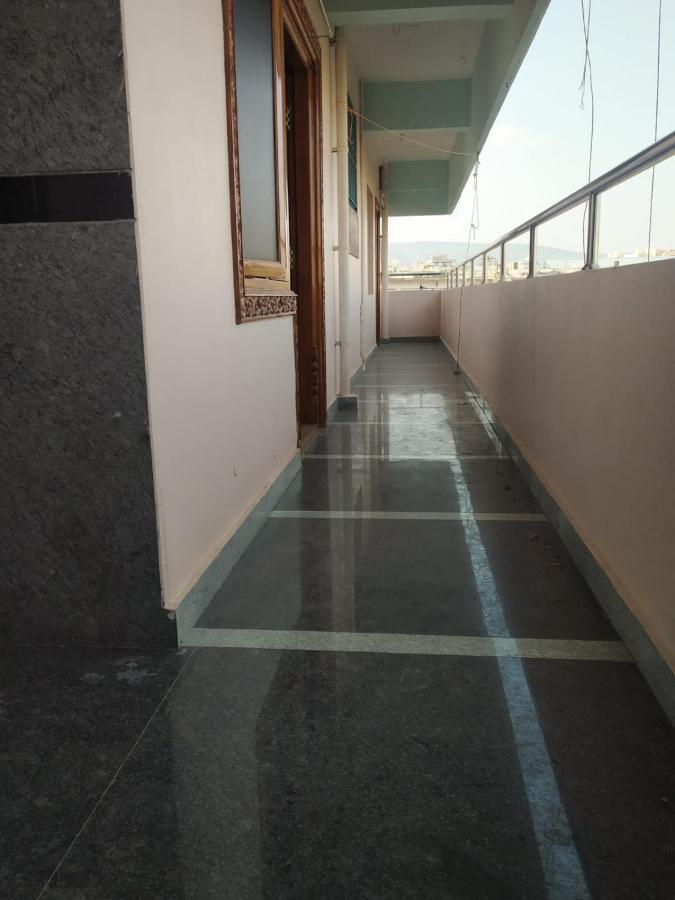 Sls Homestay: Luxury Ac Near Tirumala With Modern Amenities