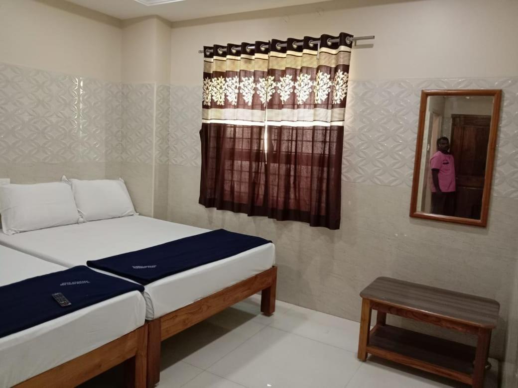 Hotel Sri Vishnubhavan