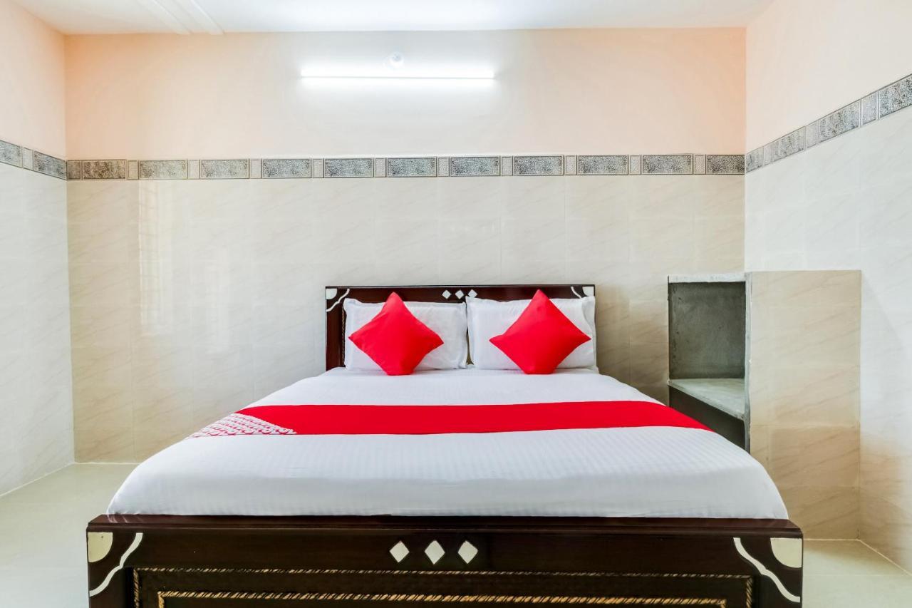 Oyo 68320 Bgr Residency 3* Tirupati