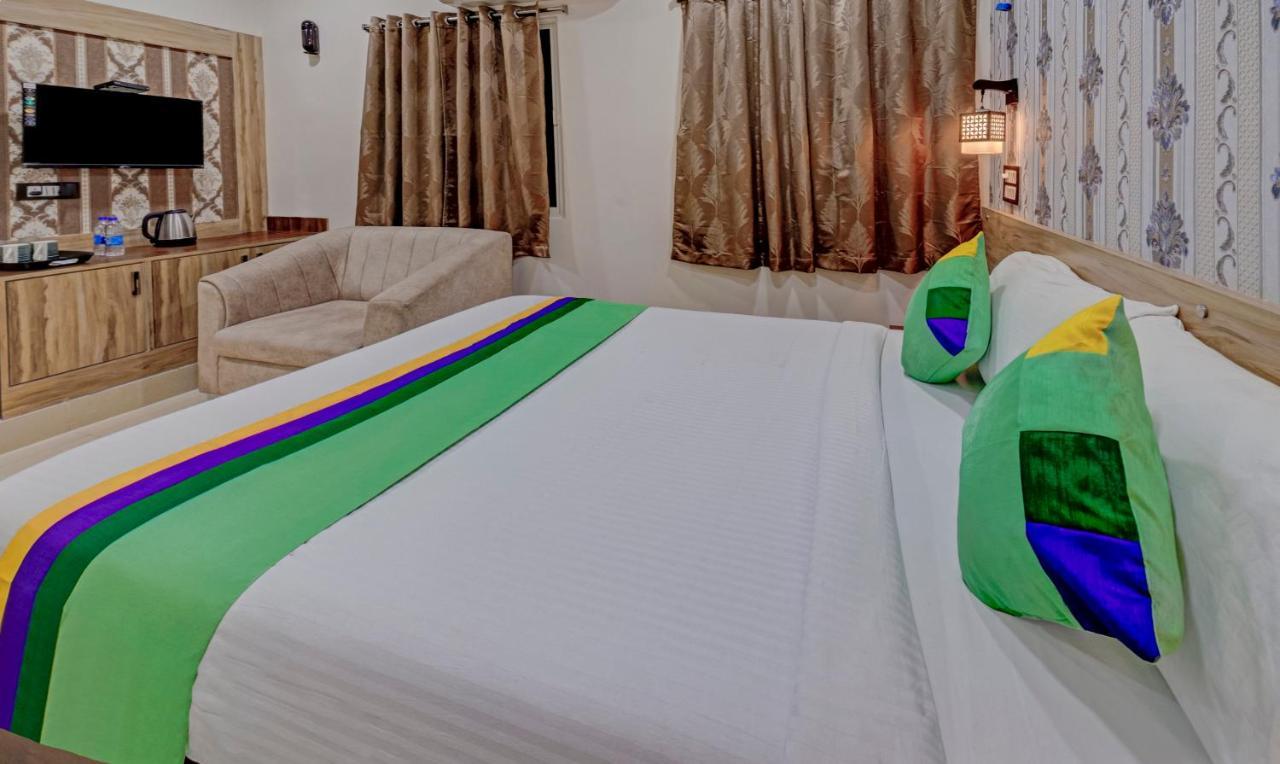 Treebo Seven Hotel