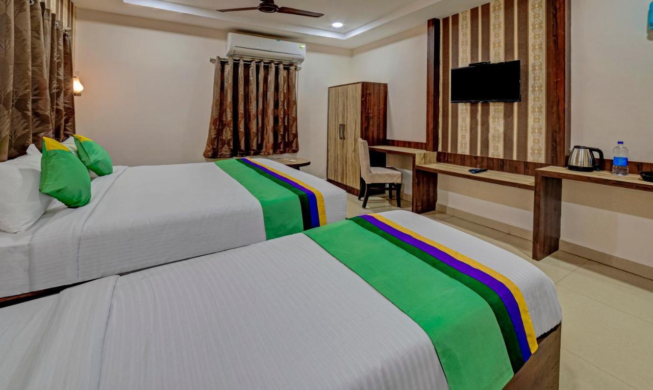 Treebo Seven Hotel 3*