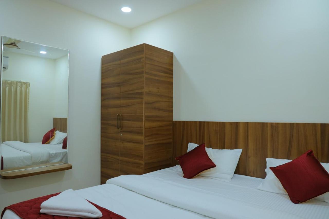 Padma Homes Stay- Luxury Service 1bhk & 2bhk & 3bhk 3*