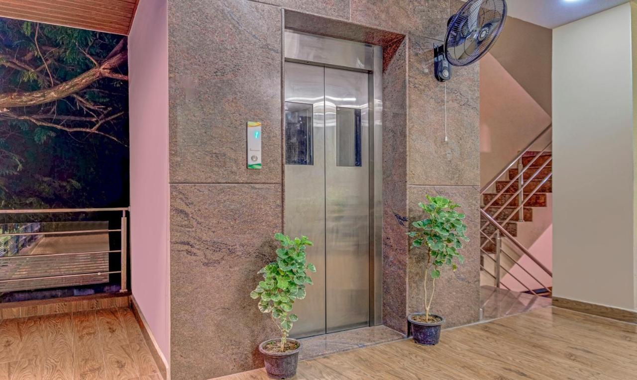 Hotel Treebo Seven 3*