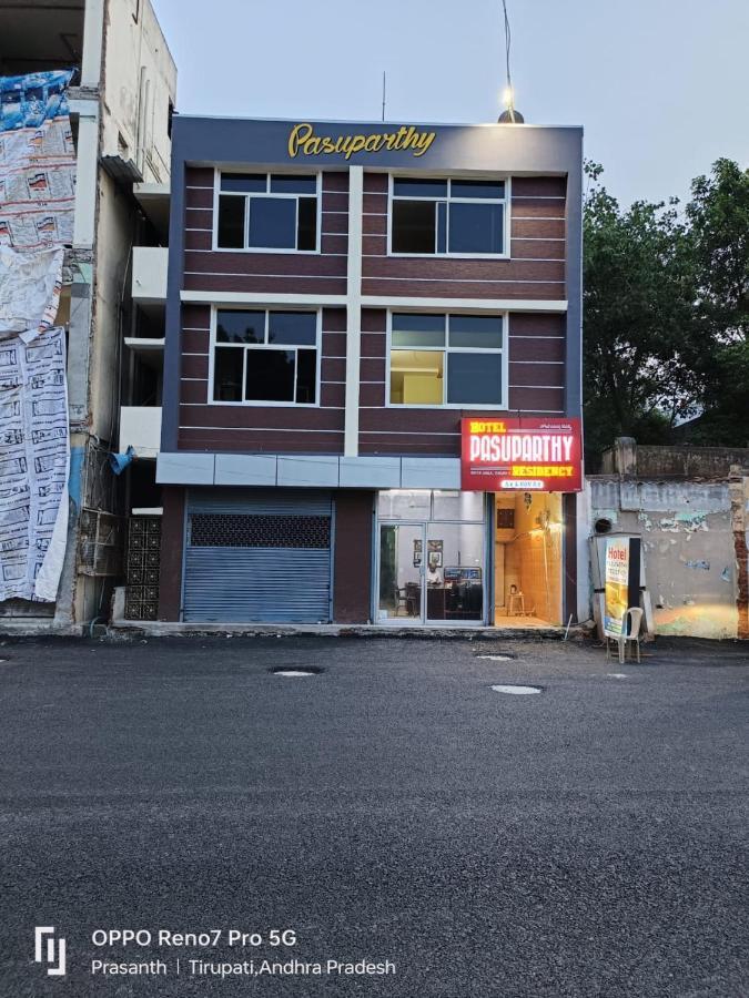 Pasuparthy Residency Hotel *