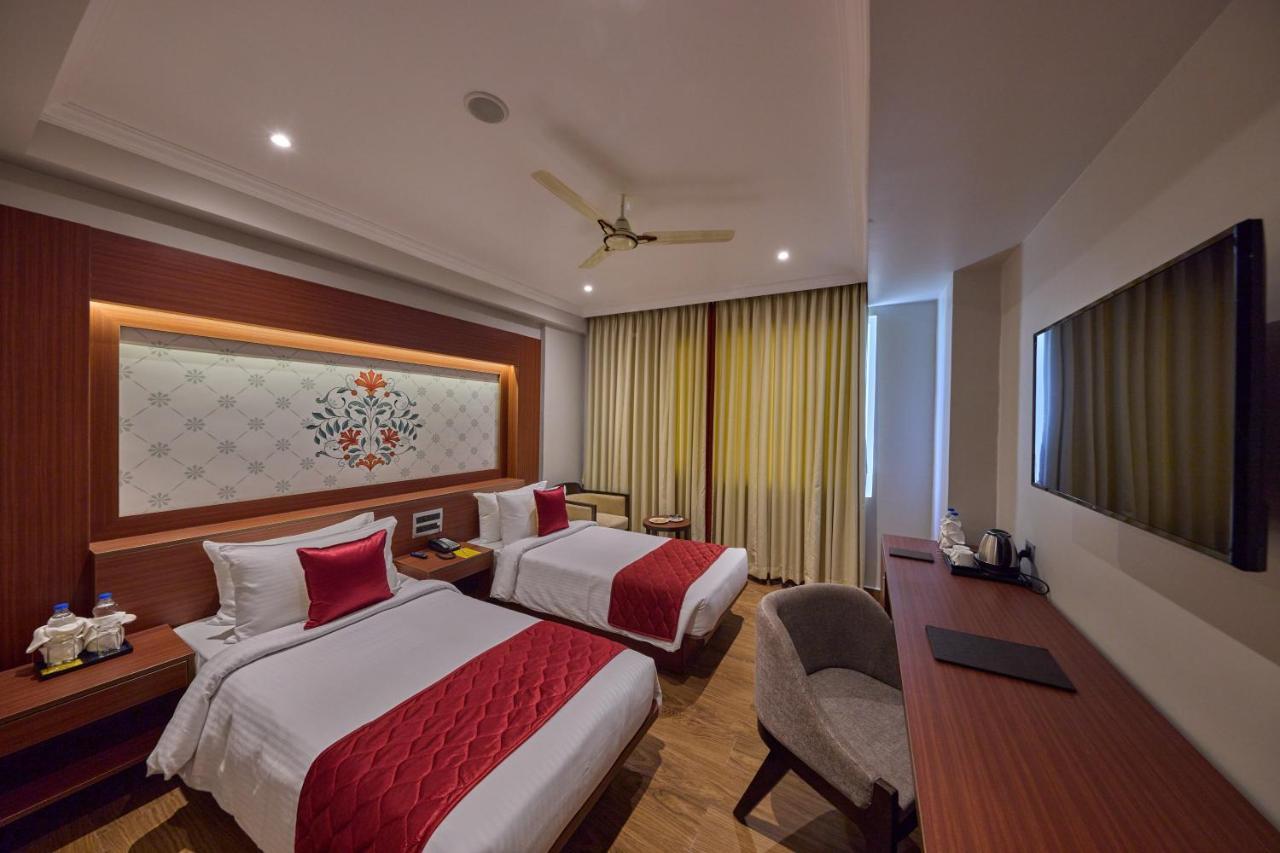 Golden Tulip 4*