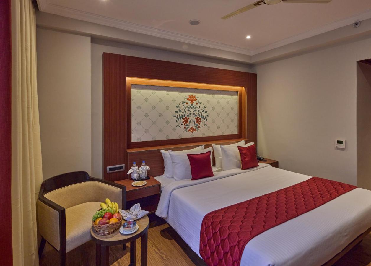 Golden Tulip 4*