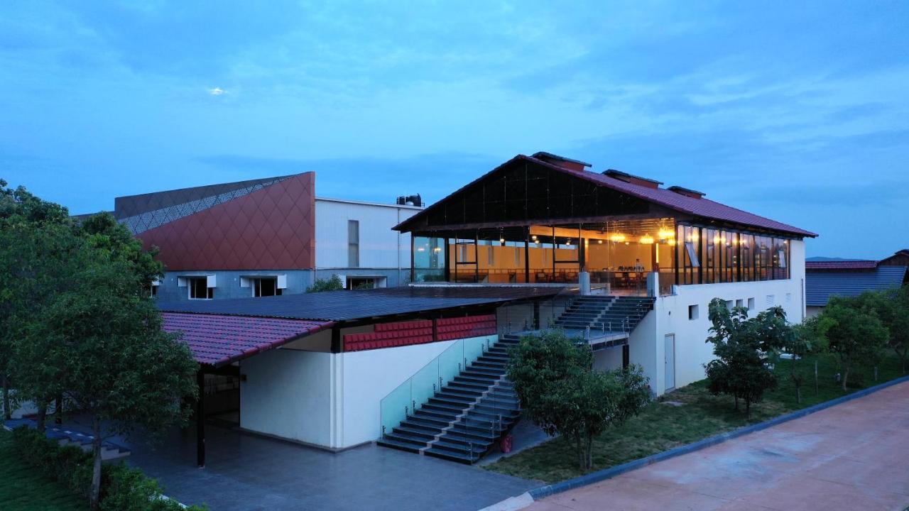 Resort Valley And Tirupati, 27 Kms From Talakona Waterfall