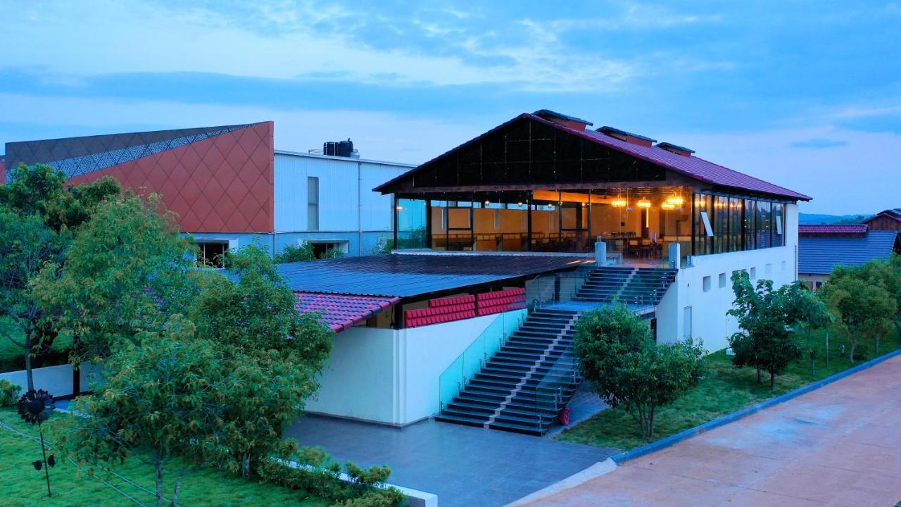 Valley And Tirupati, 27 Kms From Talakona Waterfall Resort