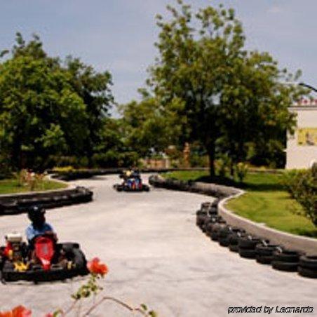 Grand World Resort