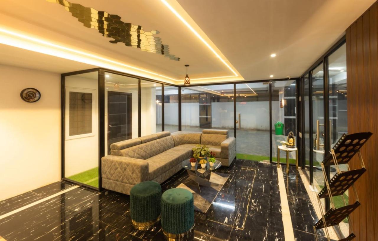 Beestay Elite Park Hotel 3*