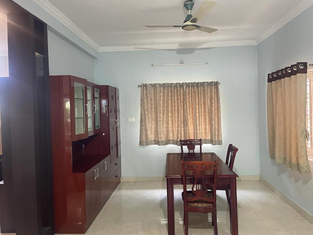 Paradise - Duplex 5bhk - A Golden Group Of Premium - Guest house