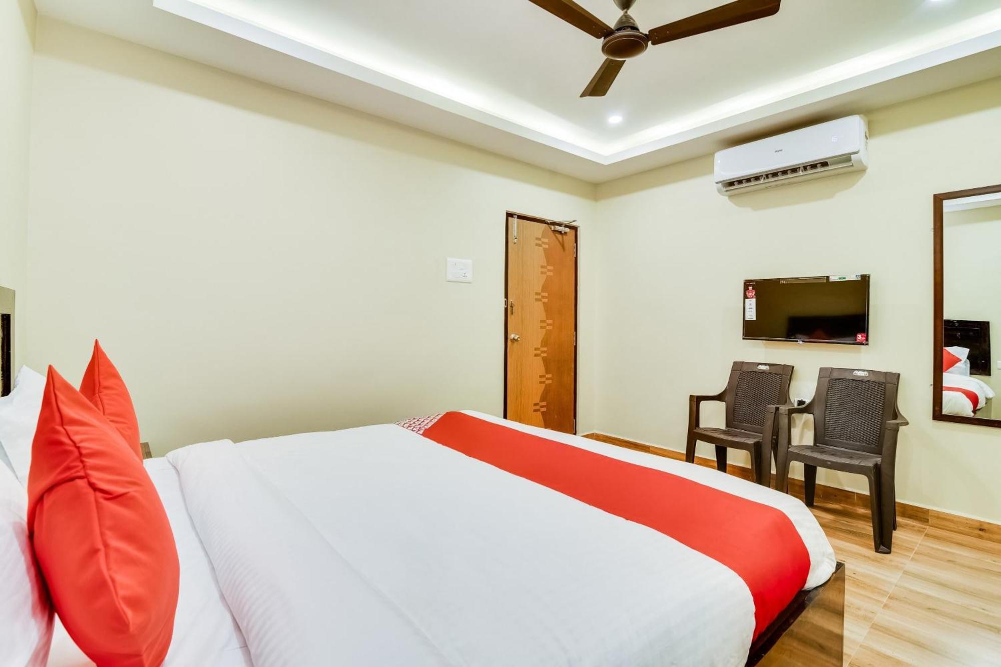 Hotel Oyo Flagship 28216 Raajas Grand Tirupati
