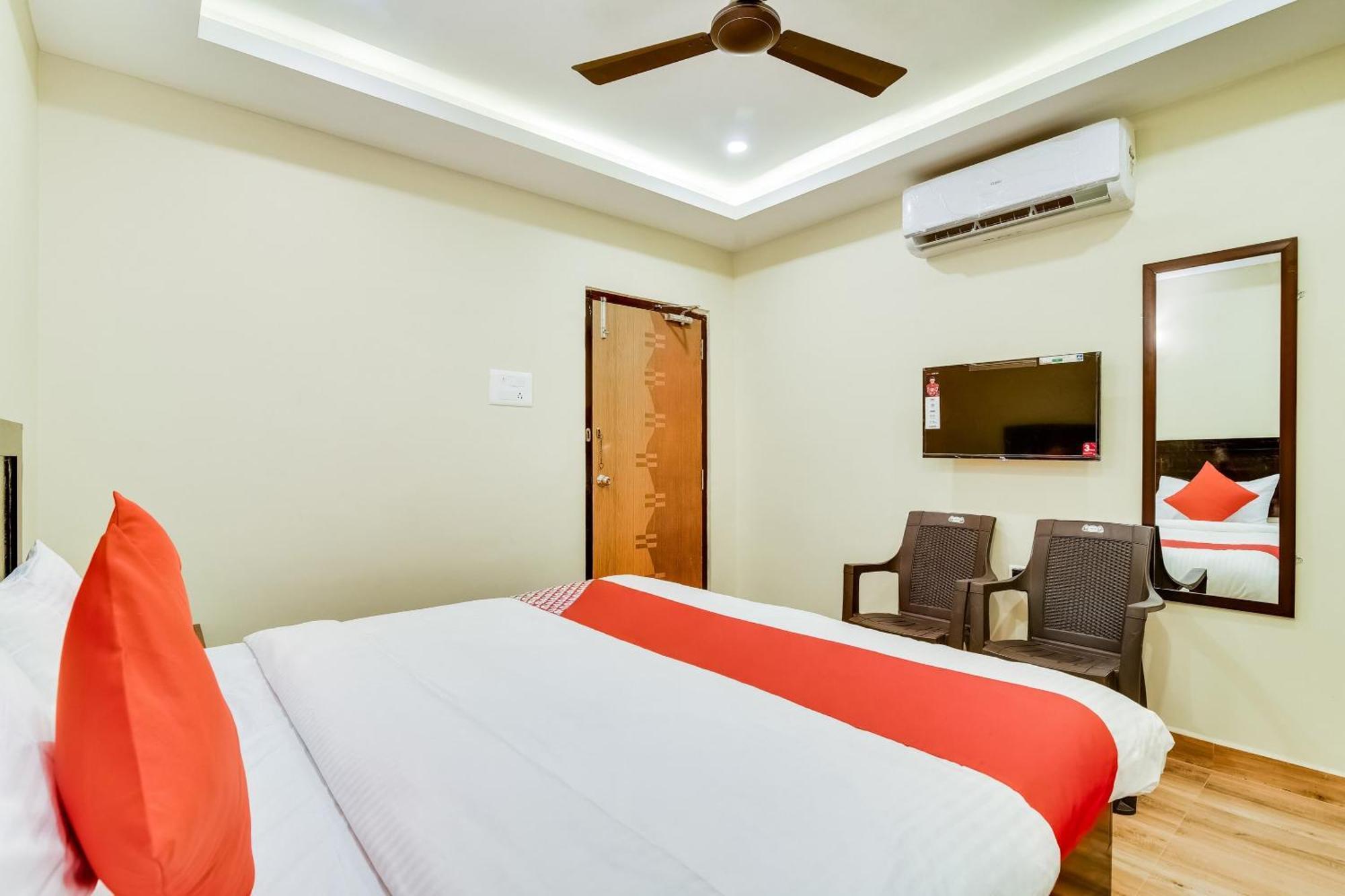 Hotel Oyo Flagship 28216 Raajas Grand Tirupati