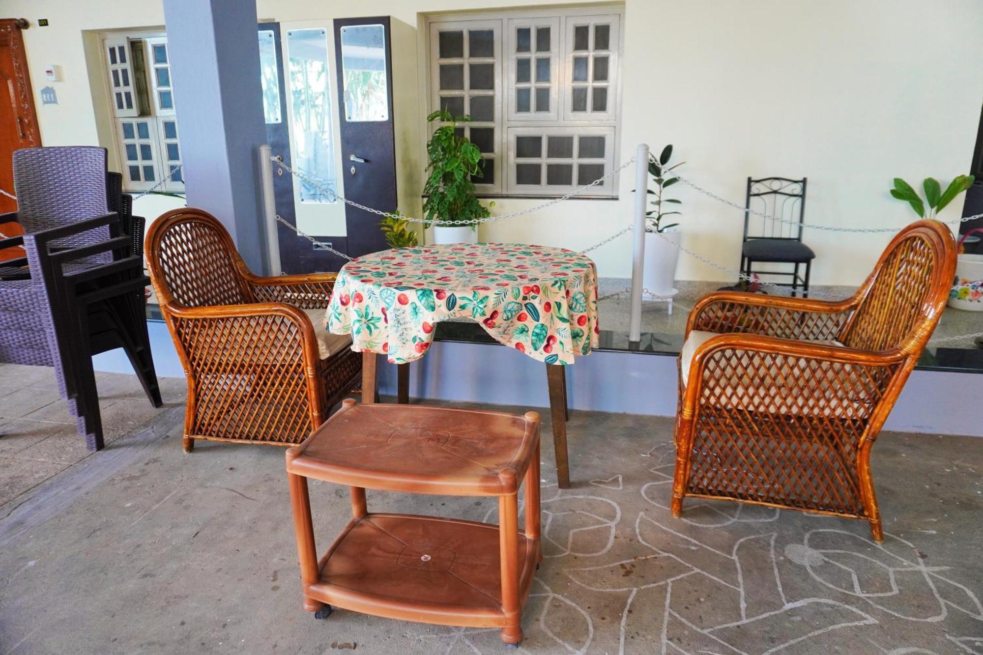 Abs Stay, 2bed Ac Flats,tirupati Homestay *