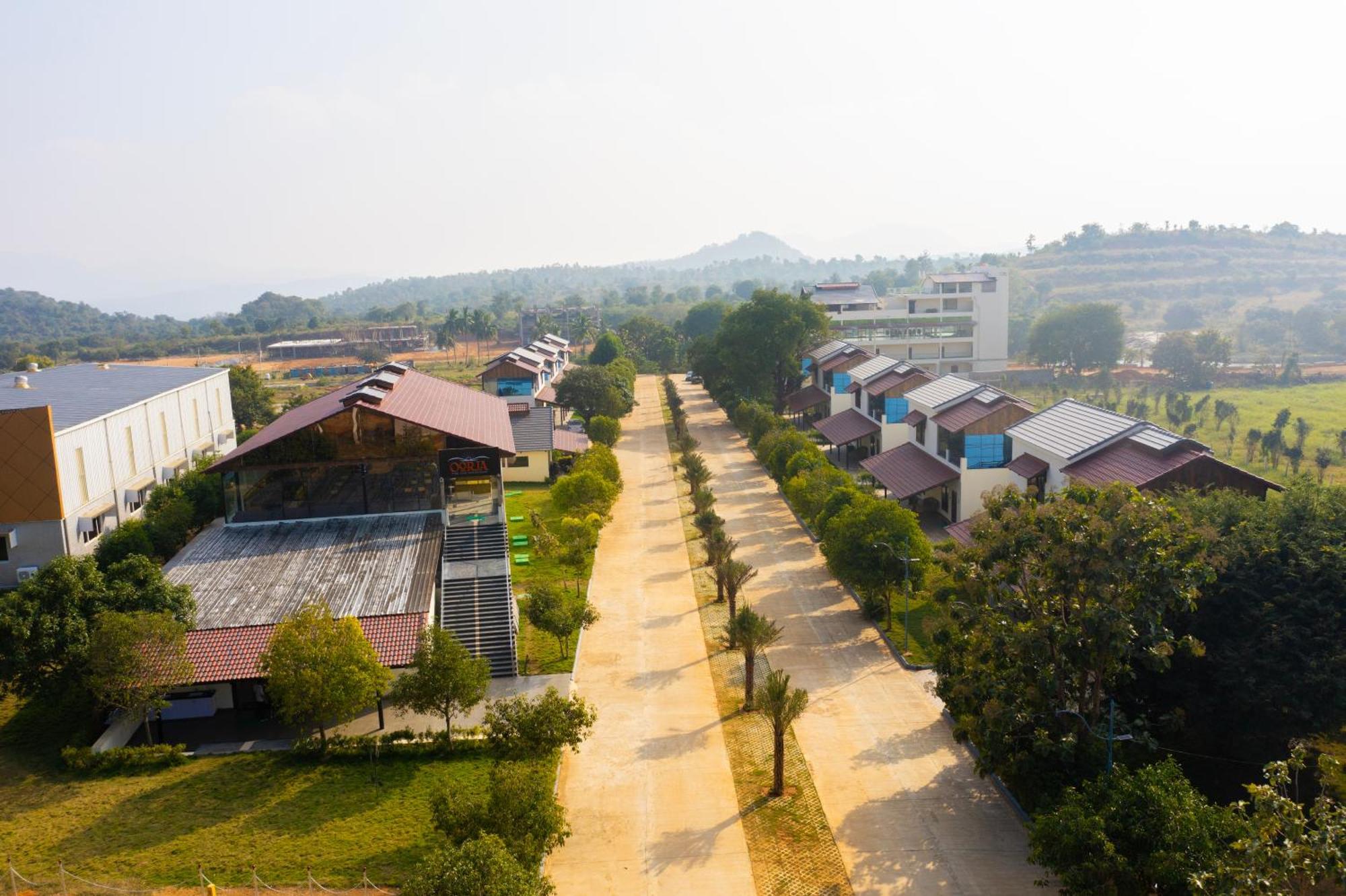 Valley And Tirupati, 27 Kms From Talakona Waterfall Resort