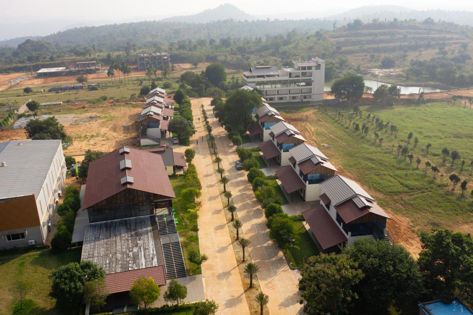 Valley And Tirupati, 27 Kms From Talakona Waterfall Resort