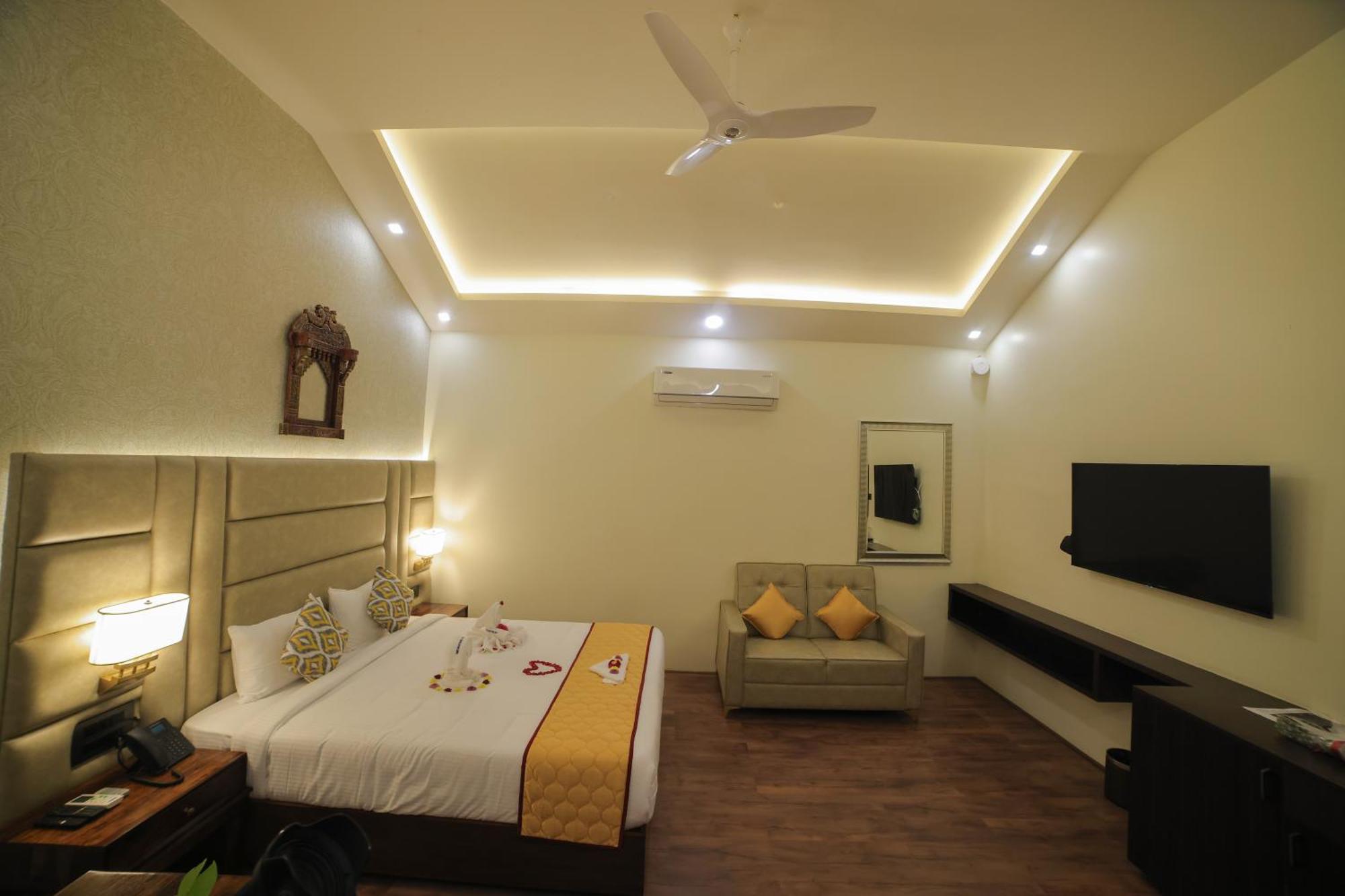 Valley And Tirupati, 27 Kms From Talakona Waterfall Resort