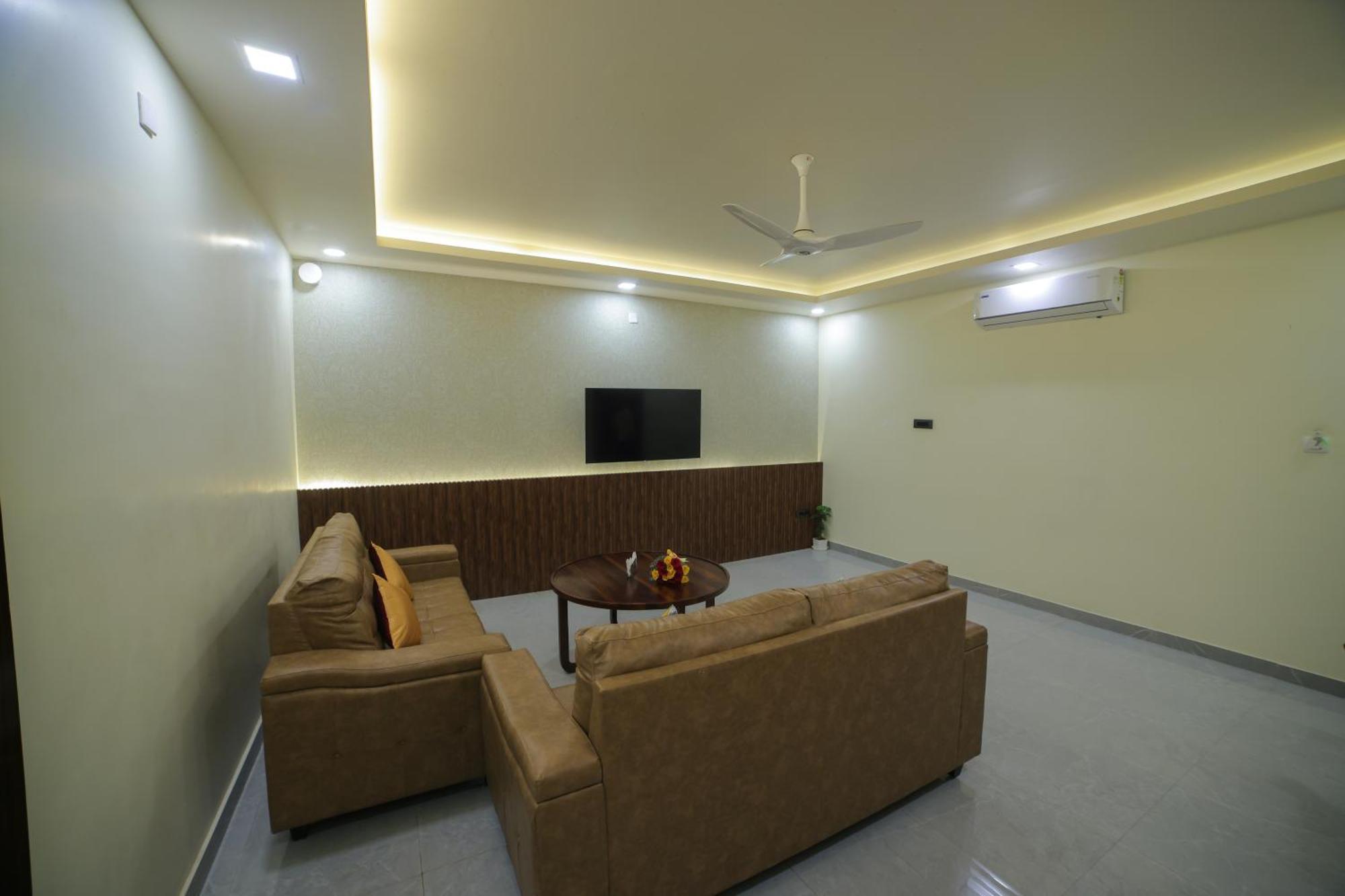 Resort Valley And Tirupati, 27 Kms From Talakona Waterfall