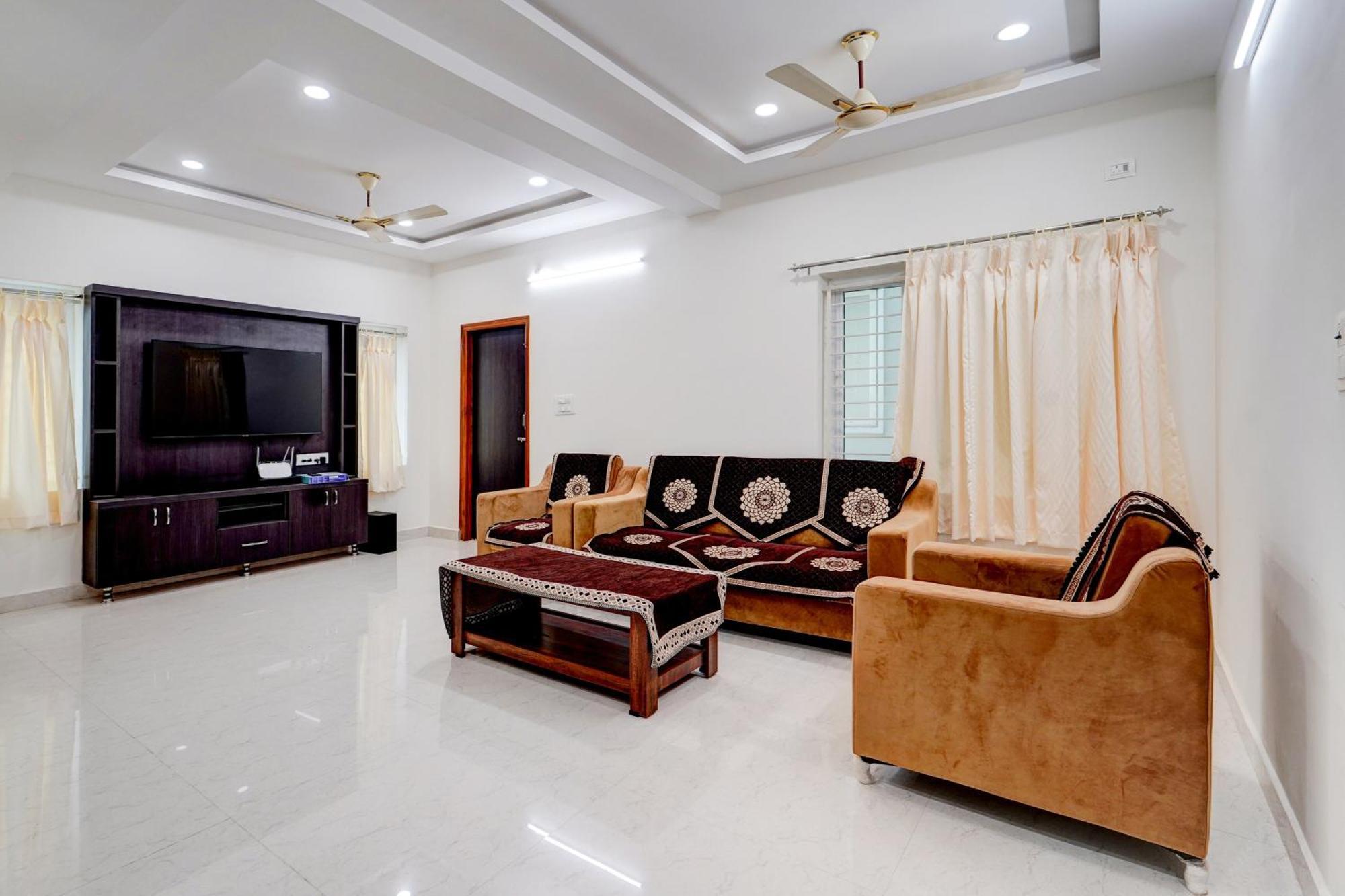 Hotel Collection O Sree Balaji Hospitality Services
