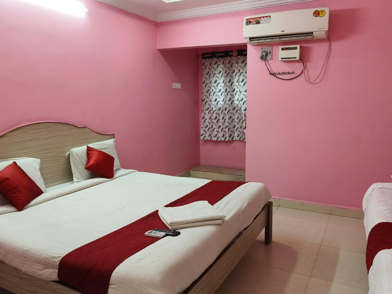 Sujan Residency's Lodge *
