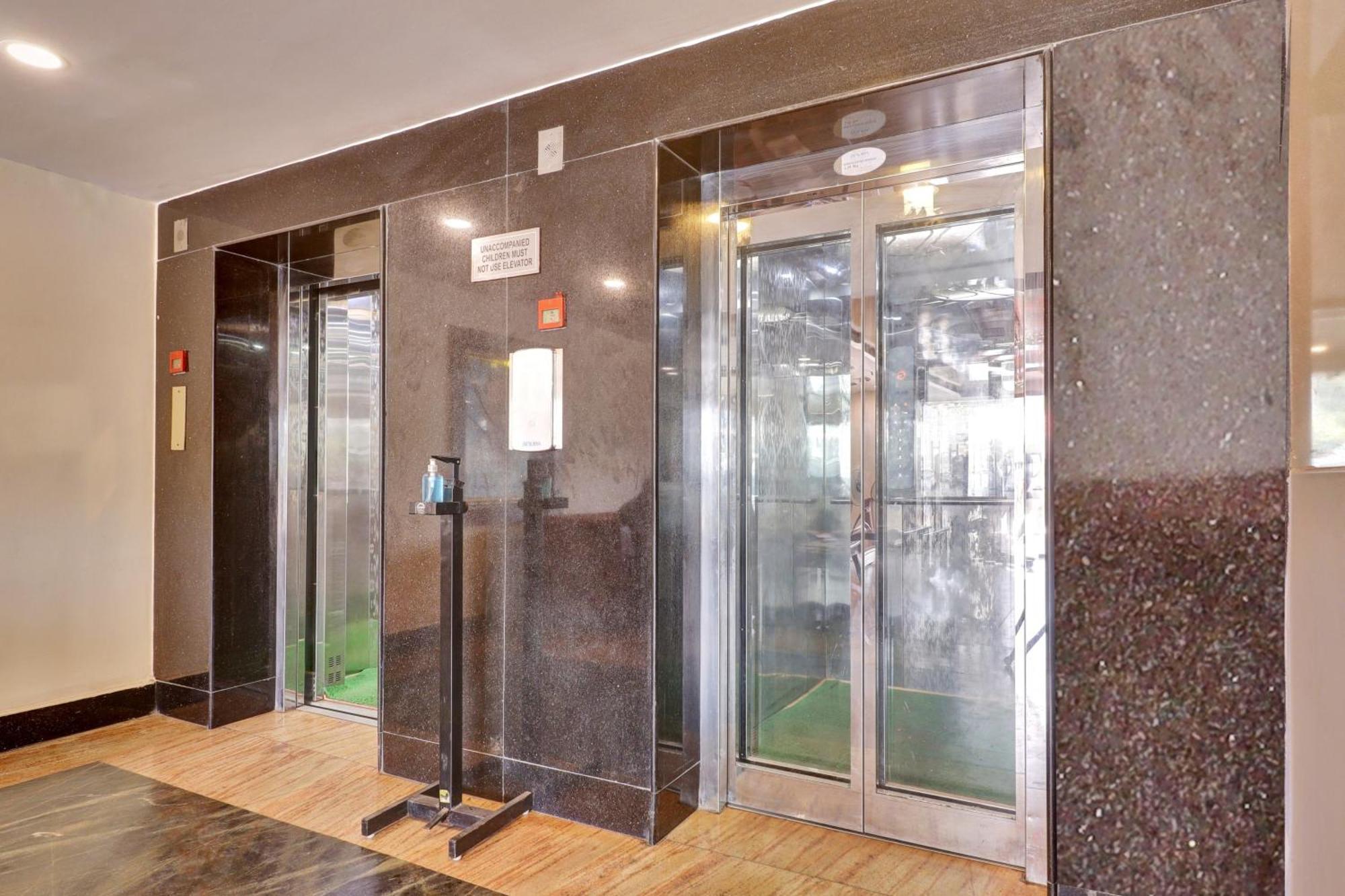 Udayee International Hotel 4*