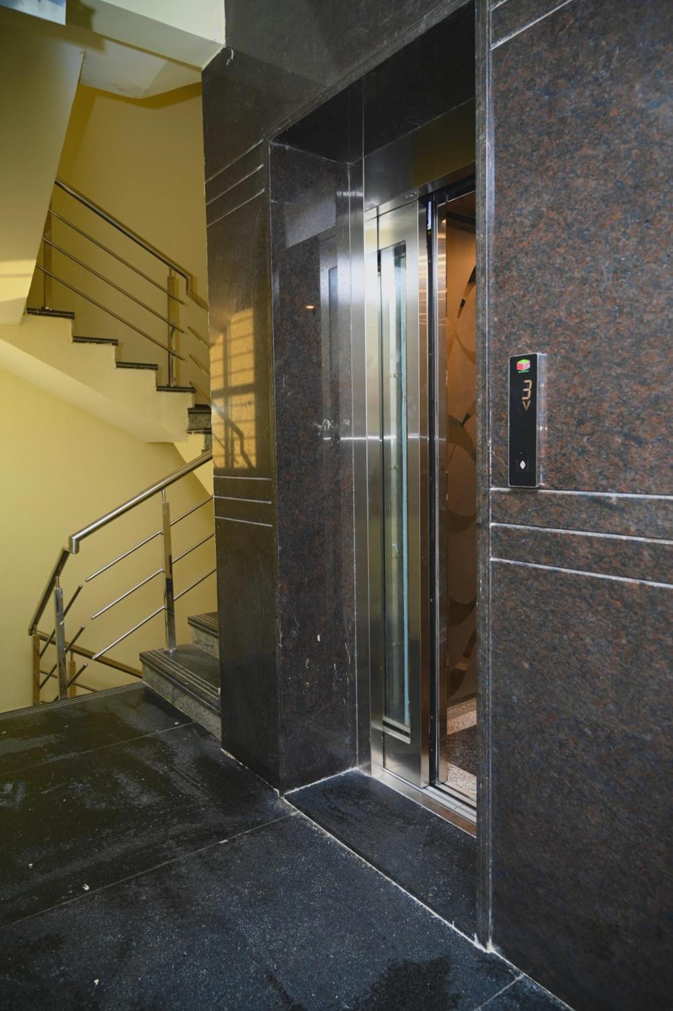 Apartment Srivari *