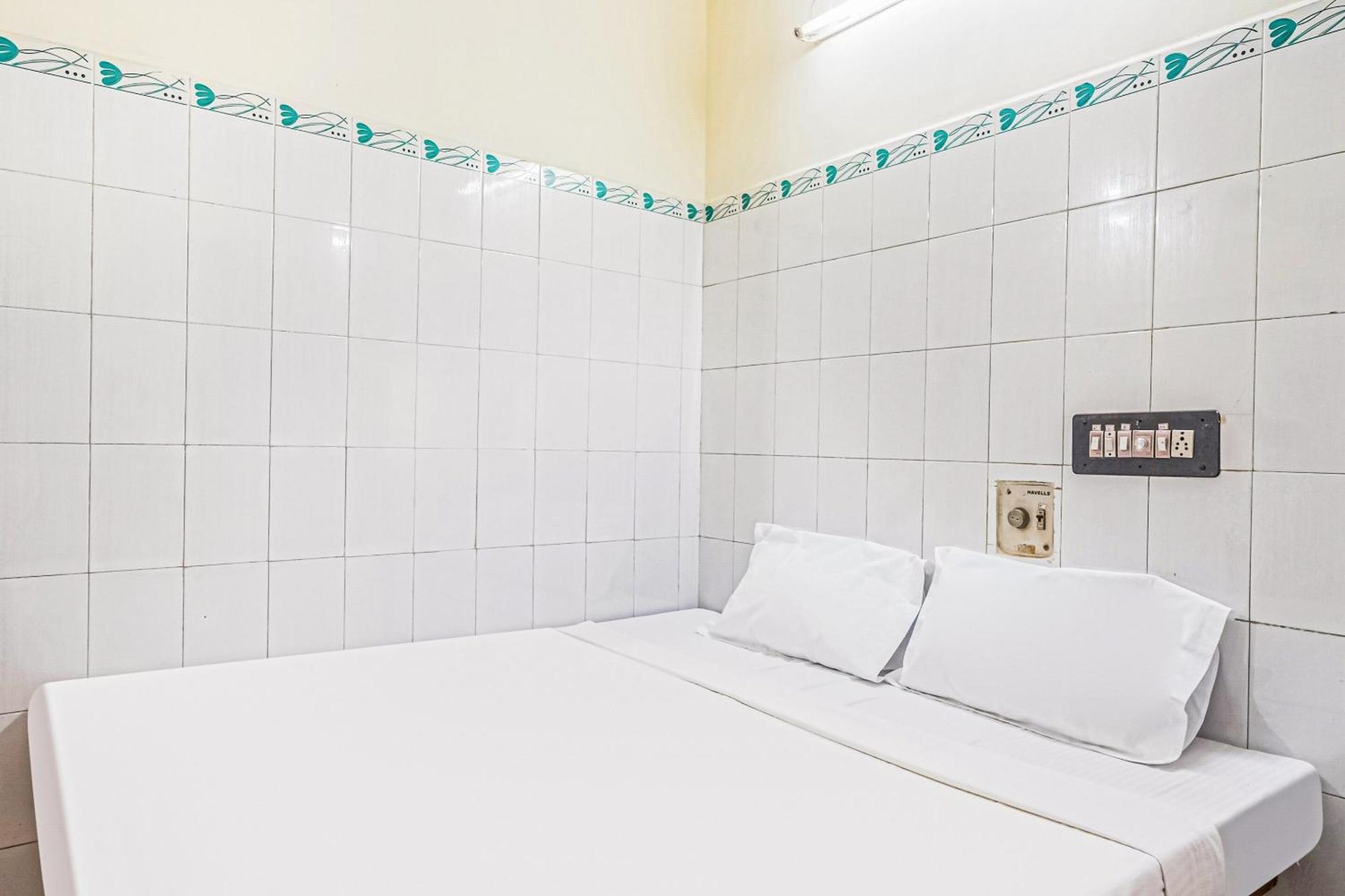 Spot On Venkata Sai Residency Tirupati